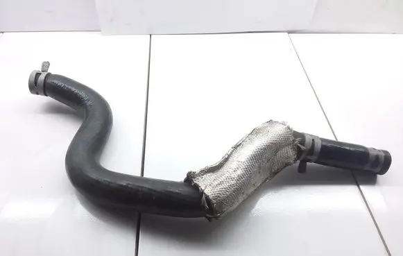 Chrysler PT Cruiser Engine coolant pipe/hose 05058856AA 42332L