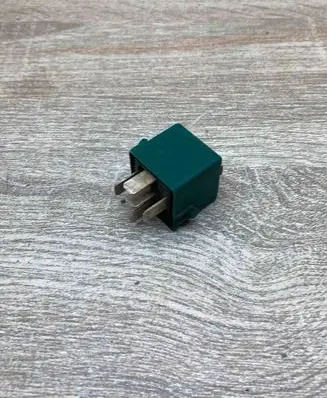 BMW 3 E36 Other relay 8350566