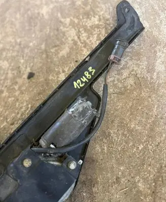 Audi 100 200 5000 C3 Rear window wiper motor 445955761A