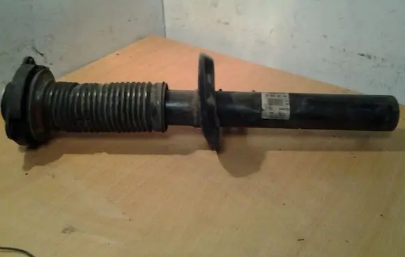 Volkswagen PASSAT B6 Front shock absorber/damper 3C0413031AA