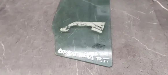 Renault Modus Rear door window glass