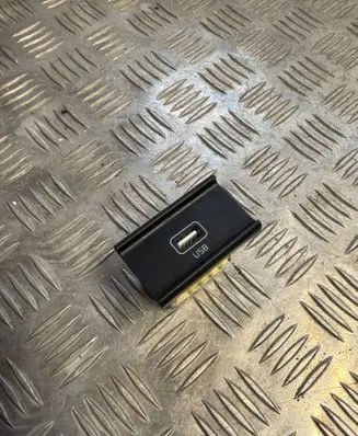 KIA Sportage USB socket connector 96120D9600
