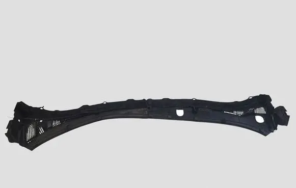 Mazda 3 II Wiper trim BBM4507R1