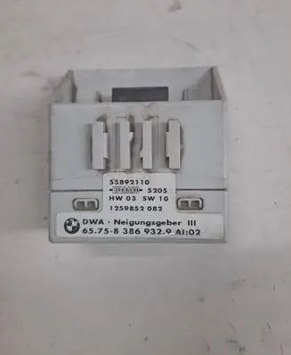 BMW X3 E83 Alarm control unit/module 83869329