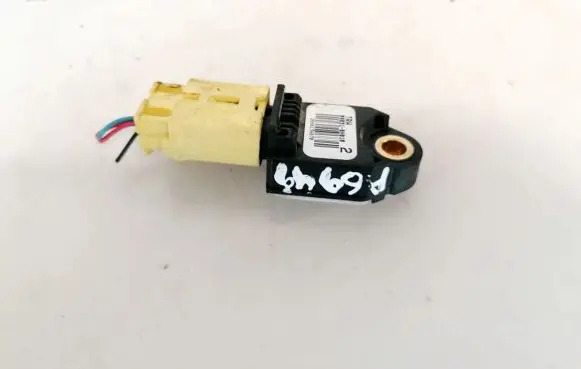 Toyota Yaris Airbag deployment crash/impact sensor 898318h010 89831-8h010