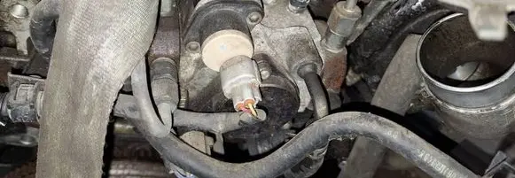 Fuel injection high pressure pump