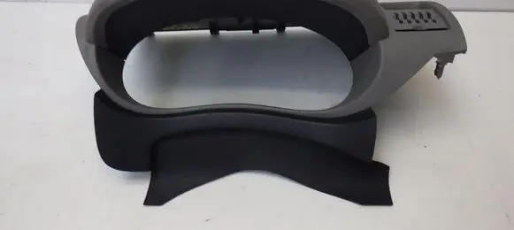 Opel Movano B Dashboard trim 682400017R