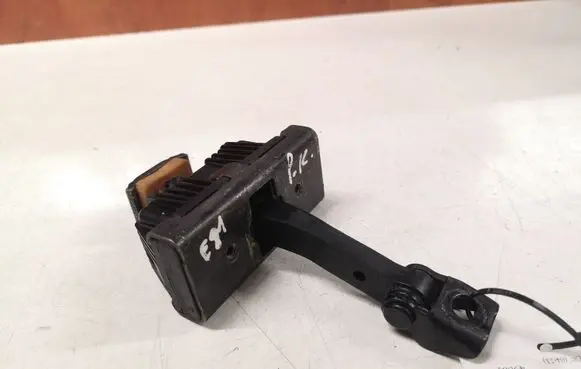 BMW 1 E81 E87 Front door check strap stopper 7164623