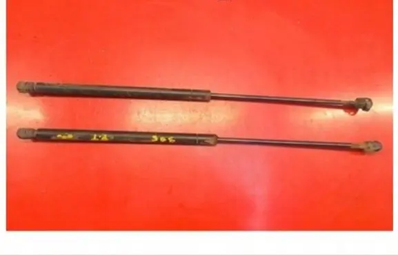 Peugeot 306 Tailgate strut 