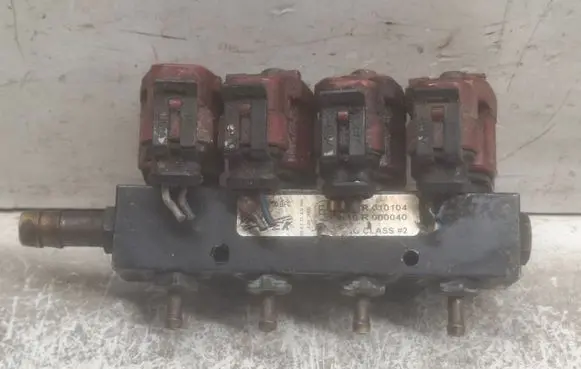 Audi A4 S4 B5 8D LP gas injector 67R010104 110R000040