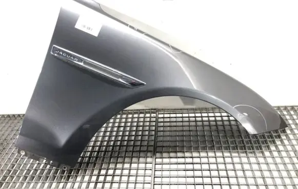 Jaguar XJ X351 Fender