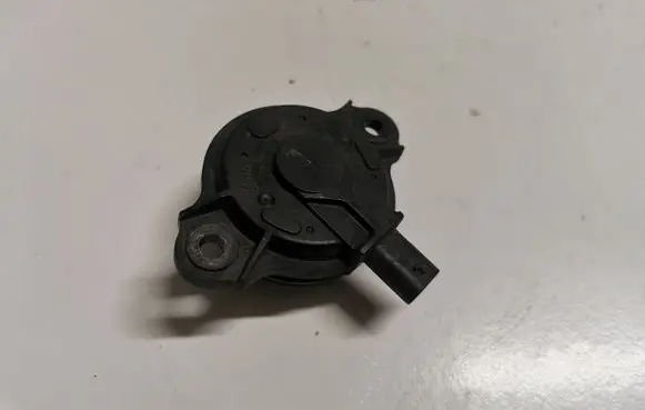 BMW 3 F30 F35 F31 Camshaft pulley/ VANOS 7593719