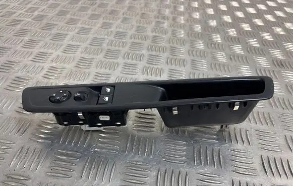 Peugeot Expert Electric window control switch 9809179477