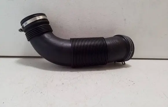 Audi TT TTS RS Mk3 8S Air intake duct part 5Q0129654AE 5Q0129656N