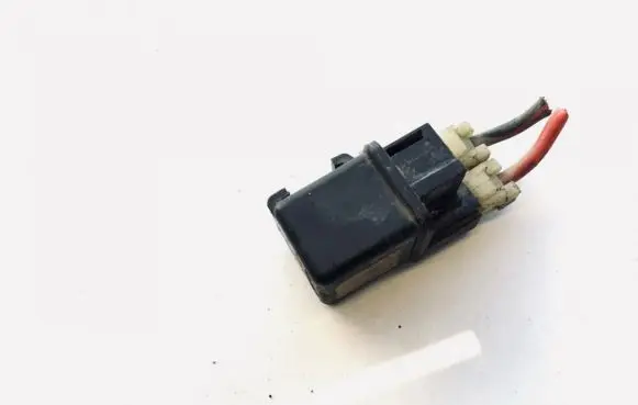 Nissan X-Trail T30 Other relay