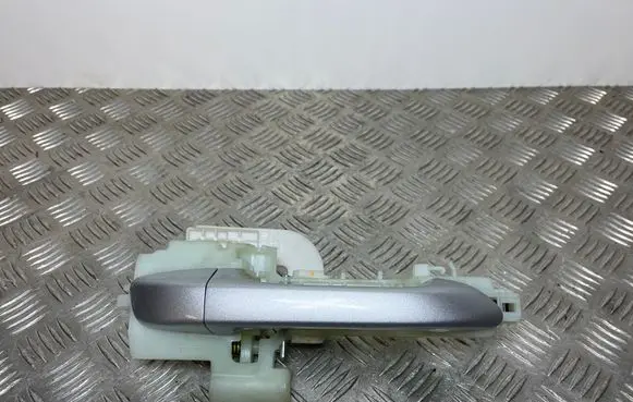 Rear door exterior handle