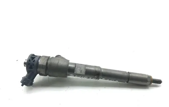 Dacia Sandero Fuel injector H820110833 0445110485