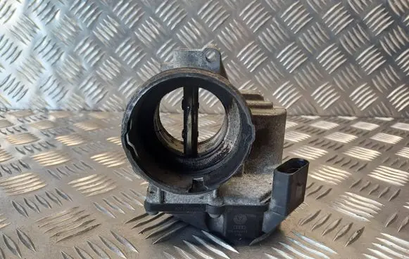 Volkswagen PASSAT B6 Throttle valve 03G128063G A2C53249824