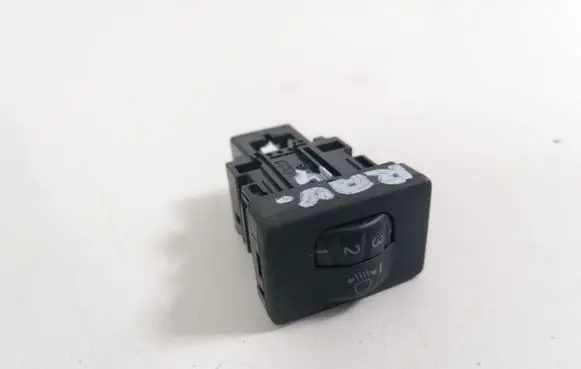Toyota RAV 4 (XA30) Headlight level height control switch 134159