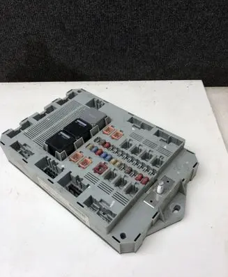 Jaguar XF Fuse module 7140505340 7340955340