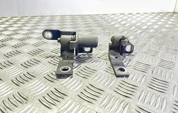 Ford Mondeo MK IV Front door hinge set 