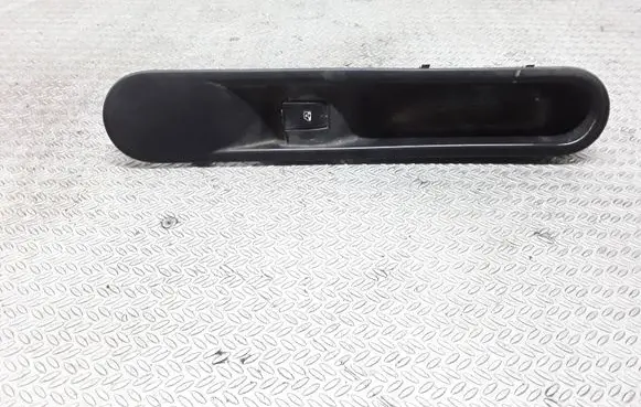 Renault Espace - Grand espace IV Electric window control switch 8200012127