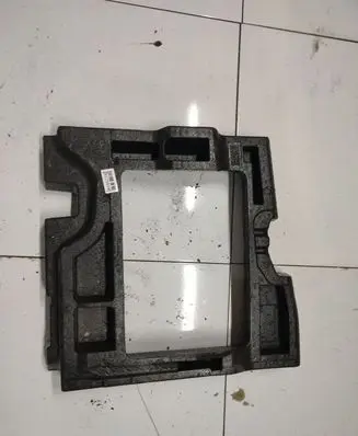 Ford Focus C-MAX Spare wheel section trim 