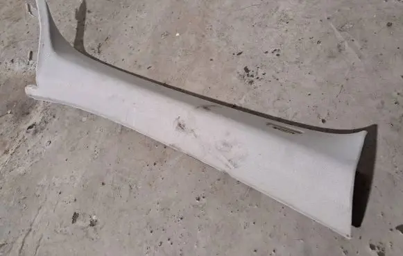 BMW 7 F01 F02 F03 F04 (A) pillar trim 7112736