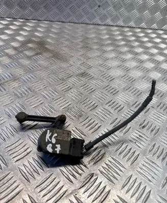 Audi Q7 4L Headlight/headlamp level sensor 4E0907503C