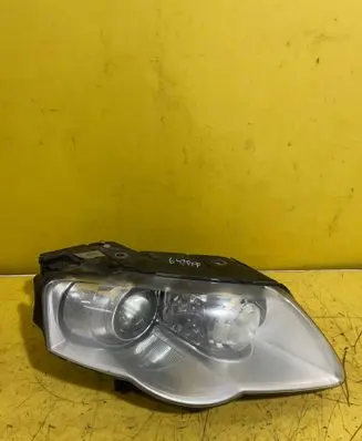 Volkswagen PASSAT B6 Headlight/headlamp 