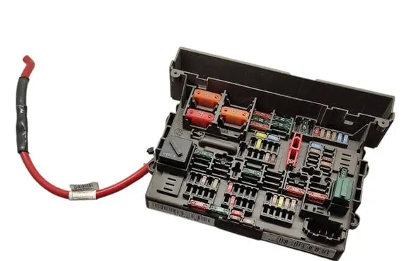 BMW 1 E82 E88 Fuse module 9119446 9312133