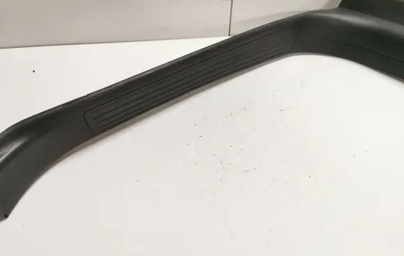 Mercedes-Benz GLE (W166 - C292) Front sill trim cover A1666801835