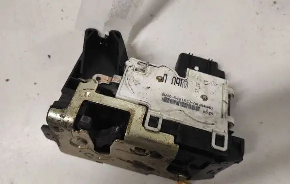 Jaguar S-Type Front door lock 2W4A5421813AA 45114059