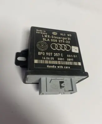 Audi A6 S6 C6 4F Light module LCM 5LA008379 8P0907357 00010897