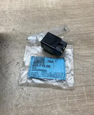 Suzuki XL7 I Other relay 02501500 CA1ADC12VA