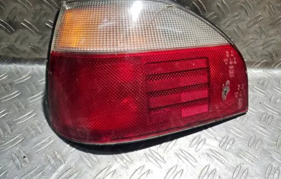 Nissan Sunny Rear/tail lights N35AL 3525