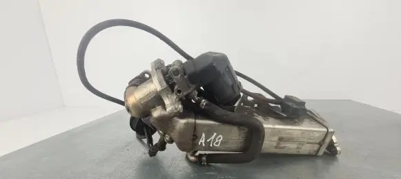 BMW 3 E92 E93 EGR valve cooler 7810751