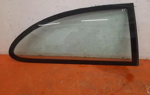 Seat Ibiza III (6L) Rear side window
