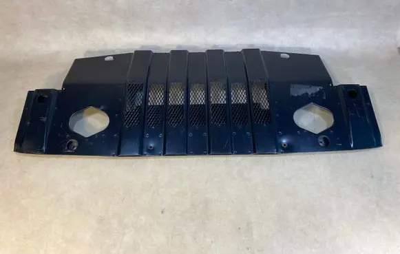 Mercedes-Benz G W461 W463 1st Gen Engine splash shield/under tray A4635200542