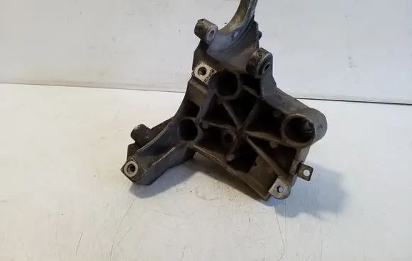 Audi A6 S6 C6 4F A/C compressor mount bracket 059145169P