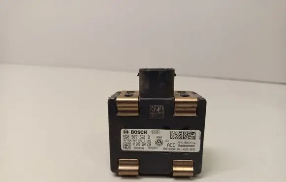 Volkswagen Golf VII Distronic sensor radar 5Q0907561D