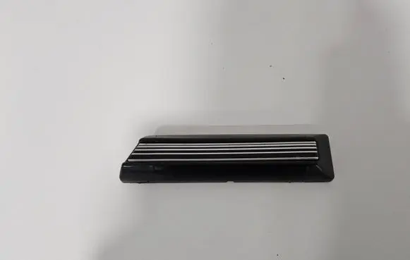 Fender trim (molding)