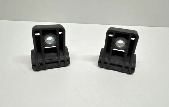 Opel Astra J Radiator mount bracket 13250318
