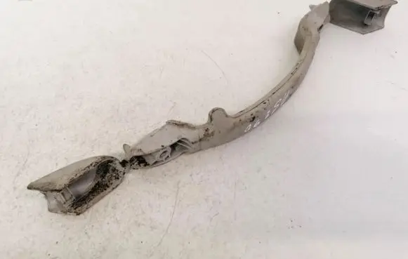 Rear interior roof grab handle