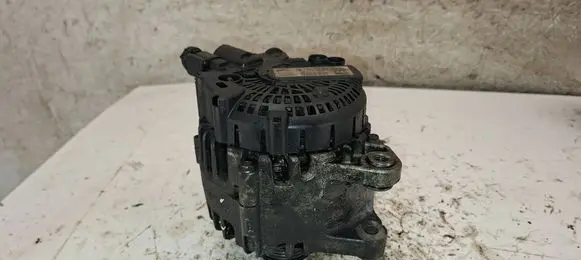 Peugeot 208 I Generator/alternator 9818677980 TG12C261 21600795