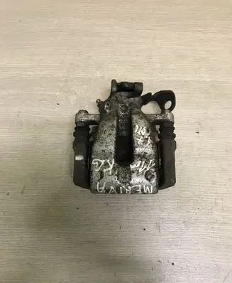Opel Meriva B Rear brake caliper