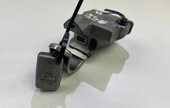 Toyota RAV 4 (XA30) Steering wheel lock 899985201 4031