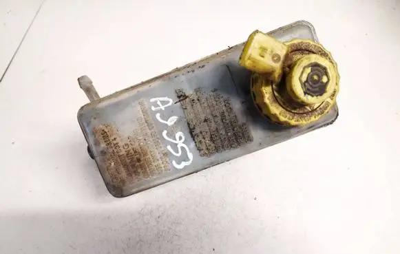 Brake fluid reservoir