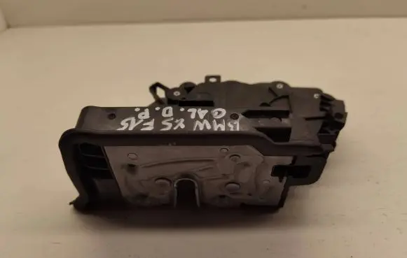 BMW X5 F15 Loading door lock 7281940 A046465 18283810