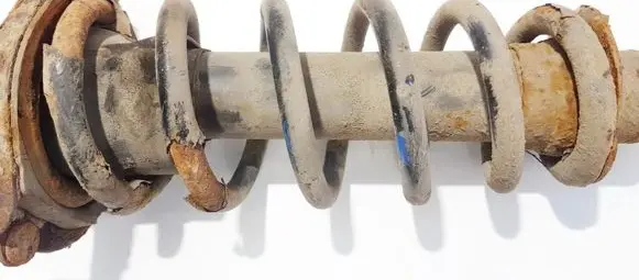 Toyota Avensis T250 Rear coil spring